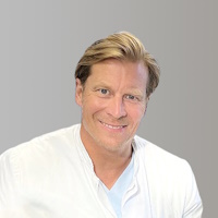 Dr. med. Simon Ahrens