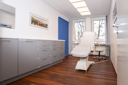 Praxis Dr. med. Alaleh Jamshidi, Plastisch und Ästhetische Chirurgie in Hamburg