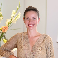 Sarah Deb - Dr. Deb, Central Aesthetics Frankfurt am Main